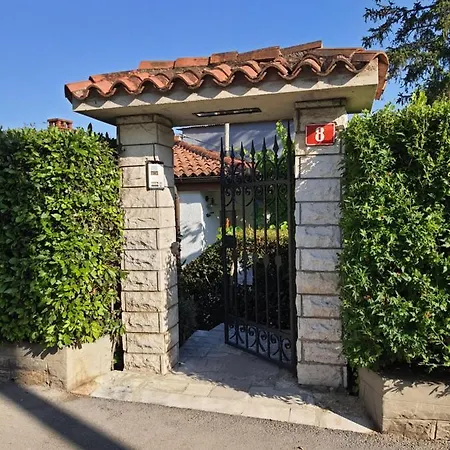 Gaby 1 Portorož